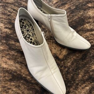 Franco Sarto Women's Off-White Leather Ankle Booties with Side Zip